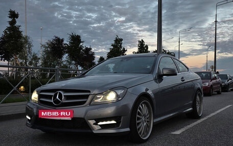 Mercedes-Benz C-Класс, 2013 год, 1 800 000 рублей, 2 фотография