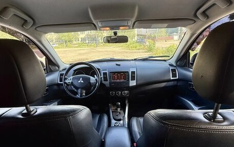 Mitsubishi Outlander III рестайлинг 3, 2011 год, 1 050 000 рублей, 11 фотография