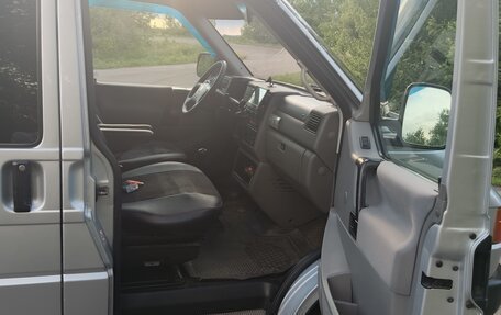 Volkswagen Transporter T4, 2002 год, 1 300 000 рублей, 8 фотография