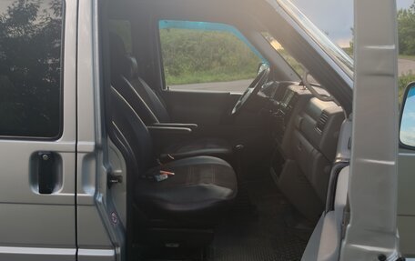 Volkswagen Transporter T4, 2002 год, 1 300 000 рублей, 7 фотография
