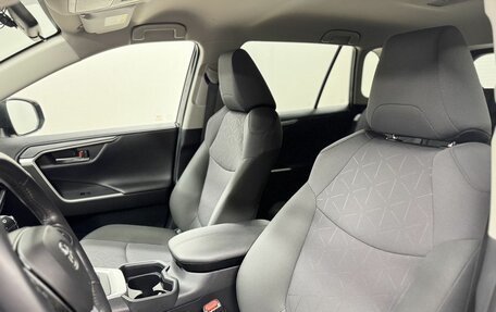 Toyota RAV4, 2020 год, 4 139 000 рублей, 13 фотография