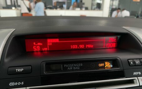 KIA Venga I, 2011 год, 680 000 рублей, 21 фотография