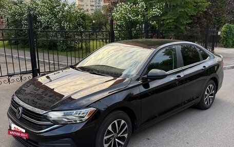 Volkswagen Jetta VII, 2022 год, 2 140 000 рублей, 2 фотография