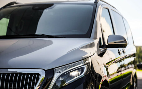Mercedes-Benz V-Класс, 2018 год, 5 590 000 рублей, 2 фотография