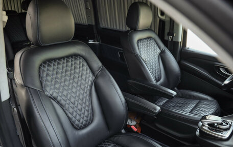 Mercedes-Benz V-Класс, 2018 год, 5 590 000 рублей, 26 фотография