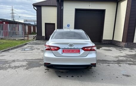 Toyota Camry, 2019 год, 3 100 000 рублей, 5 фотография