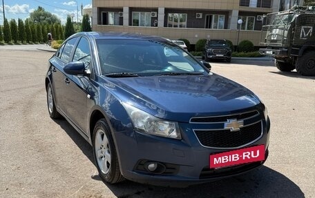 Chevrolet Cruze II, 2011 год, 720 000 рублей, 3 фотография