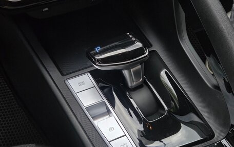Hyundai Elantra, 2023 год, 2 500 000 рублей, 13 фотография