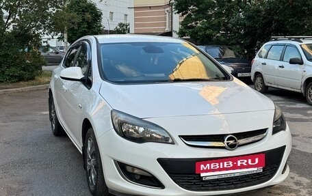 Opel Astra J, 2013 год, 750 000 рублей, 3 фотография