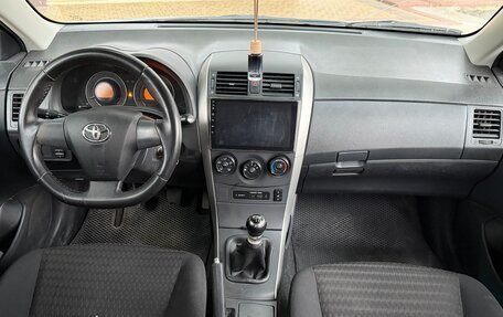 Toyota Corolla, 2011 год, 770 000 рублей, 5 фотография