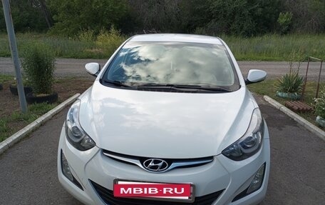 Hyundai Elantra V, 2014 год, 1 400 000 рублей, 2 фотография