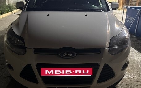 Ford Focus III, 2012 год, 880 000 рублей, 2 фотография