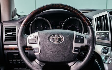 Toyota Land Cruiser 200, 2012 год, 3 199 000 рублей, 19 фотография