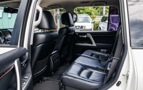 Toyota Land Cruiser 200, 2012 год, 3 199 000 рублей, 17 фотография