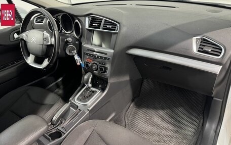 Citroen C4 II рестайлинг, 2015 год, 899 800 рублей, 3 фотография