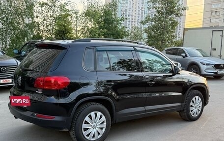 Volkswagen Tiguan I, 2015 год, 945 000 рублей, 5 фотография