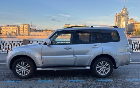 Mitsubishi Pajero IV, 2011 год, 1 950 000 рублей, 4 фотография