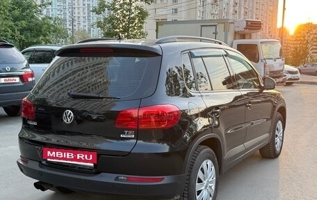 Volkswagen Tiguan I, 2015 год, 945 000 рублей, 6 фотография