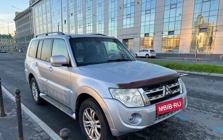 Mitsubishi Pajero IV, 2011 год, 1 950 000 рублей, 3 фотография