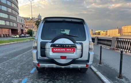 Mitsubishi Pajero IV, 2011 год, 1 950 000 рублей, 7 фотография