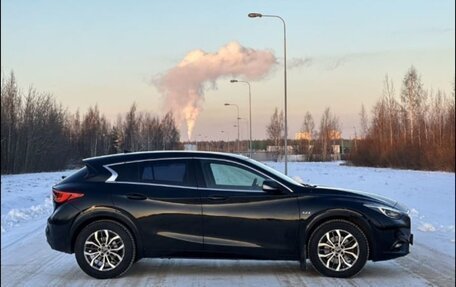 Infiniti Q30, 2016 год, 2 100 000 рублей, 8 фотография