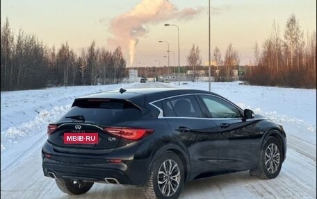 Infiniti Q30, 2016 год, 2 100 000 рублей, 5 фотография