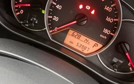 Toyota Ractis II, 2012 год, 1 350 000 рублей, 6 фотография