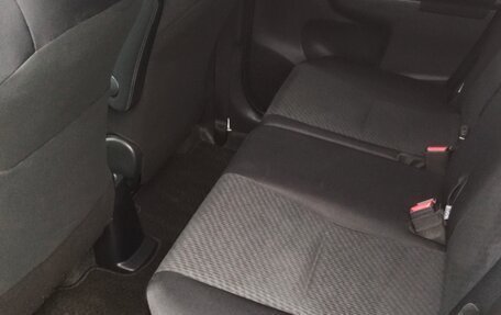 Toyota Ractis II, 2012 год, 1 350 000 рублей, 10 фотография