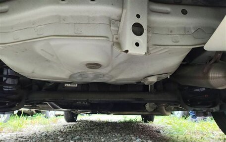 Toyota Ractis II, 2012 год, 1 350 000 рублей, 17 фотография