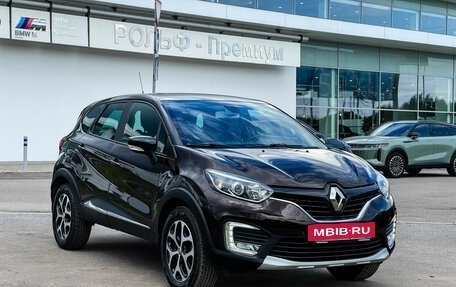 Renault Kaptur I рестайлинг, 2018 год, 1 867 000 рублей, 3 фотография