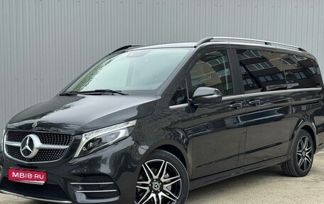 Mercedes-Benz V-Класс, 2021 год, 7 980 000 рублей, 1 фотография