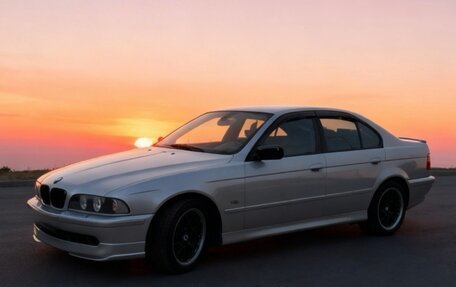 BMW 5 серия, 2002 год, 850 000 рублей, 3 фотография