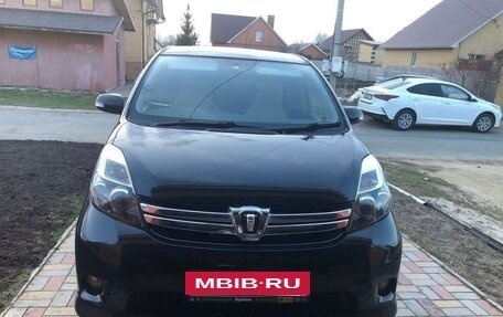 Toyota ISis I, 2011 год, 1 100 000 рублей, 15 фотография