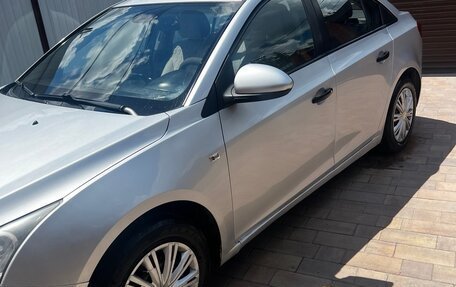 Chevrolet Cruze II, 2011 год, 730 000 рублей, 4 фотография