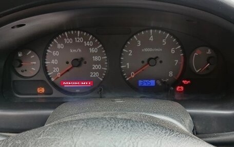 Nissan Almera, 2001 год, 450 000 рублей, 11 фотография