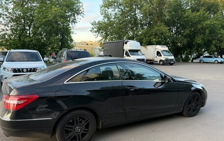 Mercedes-Benz E-Класс, 2009 год, 1 050 000 рублей, 3 фотография