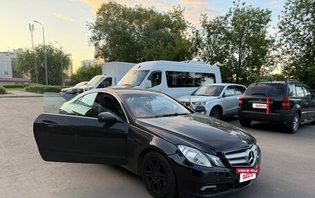 Mercedes-Benz E-Класс, 2009 год, 1 050 000 рублей, 2 фотография