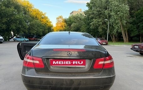 Mercedes-Benz E-Класс, 2009 год, 1 050 000 рублей, 4 фотография
