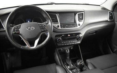 Hyundai Tucson III, 2018 год, 1 989 100 рублей, 6 фотография