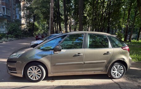Citroen C4 Picasso II рестайлинг, 2012 год, 650 000 рублей, 2 фотография