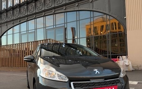 Peugeot 208 II, 2013 год, 550 000 рублей, 2 фотография