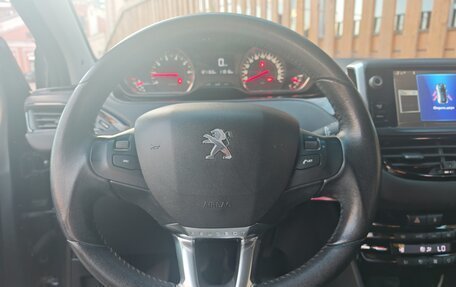 Peugeot 208 II, 2013 год, 550 000 рублей, 7 фотография