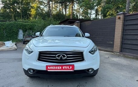 Infiniti FX II, 2012 год, 1 950 000 рублей, 2 фотография
