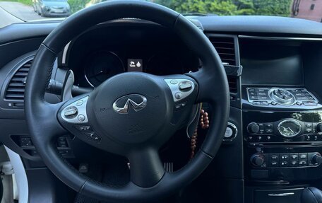 Infiniti FX II, 2012 год, 1 950 000 рублей, 8 фотография