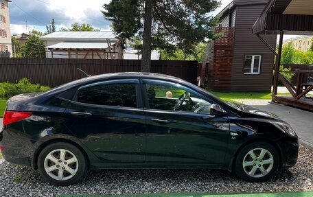 Hyundai Solaris II рестайлинг, 2011 год, 760 000 рублей, 1 фотография