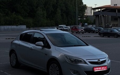 Opel Astra J, 2011 год, 850 000 рублей, 1 фотография