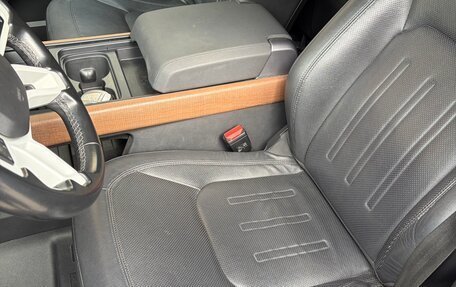 Land Rover Defender II, 2021 год, 4 000 000 рублей, 15 фотография