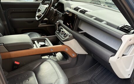 Land Rover Defender II, 2021 год, 4 000 000 рублей, 20 фотография