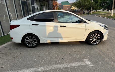 Hyundai Solaris II рестайлинг, 2016 год, 650 000 рублей, 4 фотография