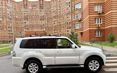 Mitsubishi Pajero IV, 2010 год, 1 585 000 рублей, 7 фотография